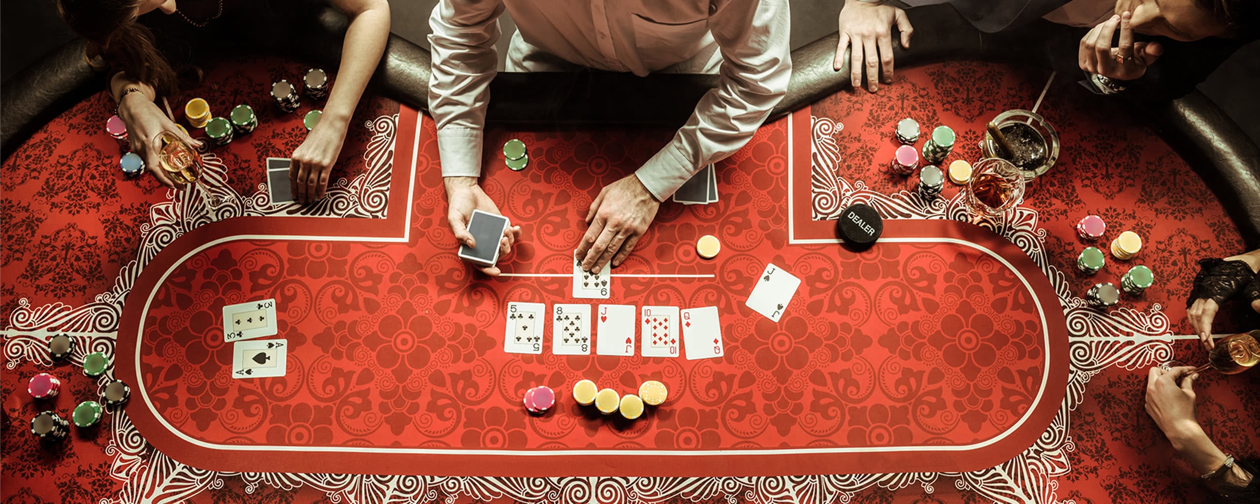 Best strategies to follow while playing poker games